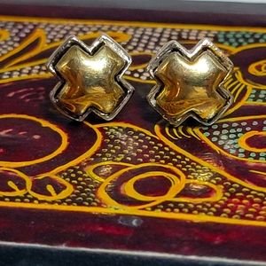 SILVER PLATED MULTITONE GOLD AND SILVER BRIGHTON CROSS STUD EARRINGS (007ERNG)